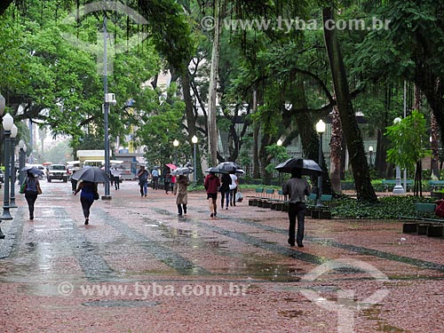  Subject: Alfandega Square (Customhouse Square) during rain / Place: Porto Alegre city - Rio Grande do Sul state (RS) - Brazil / Date: 03/2014 