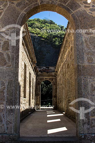  Subject: Sao Luis Fort ruins (1770) - also known as Morro do Pico Fort / Place: Niteroi city - Rio de Janeiro state (RJ) - Brazil / Date: 08/2012 