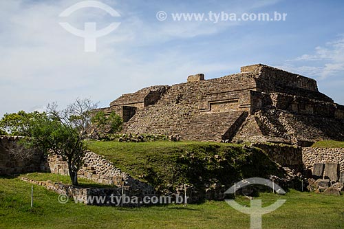  Subject: Monte Alban - one of the oldest pre-columbian cities, having been the capital of the Zapotecs / Place: Santa Cruz Xoxocotlan city - Oaxaca state - Mexico - North America / Date: 11/2013 