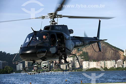  Civil Police Helicopter - Aeropolicial Service (SAER) - equipped with Thermal Camera (enables identification by temperature)  - Rio de Janeiro city - Rio de Janeiro state (RJ) - Brazil
