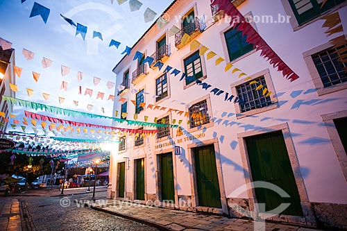  Subject: Street decorated with flags to June Festival / Place: Sao Luis city - Maranhao state (MA) - Brazil / Date: 06/2013 