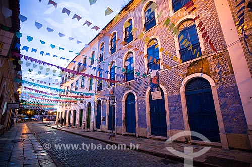  Subject: Street decorated with flags to June Festival / Place: Sao Luis city - Maranhao state (MA) - Brazil / Date: 06/2013 