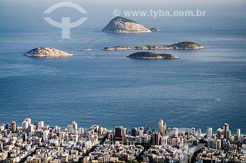  Subject: Ipanema neighborhood and Natural Monument of Cagarras Island in the background / Place: Rio de Janeiro city - Rio de Janeiro state (RJ) - Brazil / Date: 03/2014 