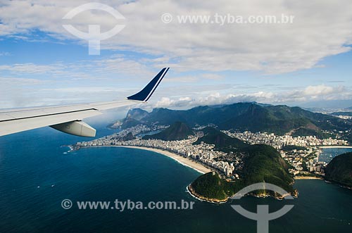  Flight of the Blue Company - Model Embraer EMB 195 - flying over the Copacabana Beach  - Rio de Janeiro city - Rio de Janeiro state (RJ) - Brazil