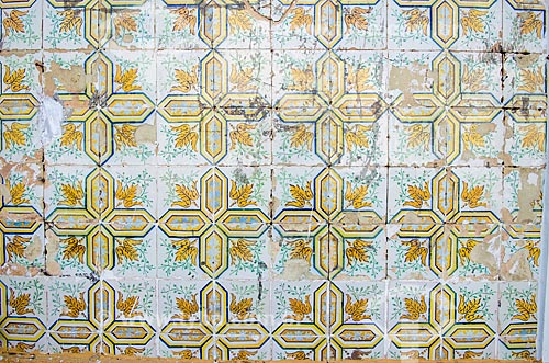  Subject:  Detail of Portuguese tile in houses in the historic city center  / Place: Sao Luis city - Maranhao state (MA) - Brazil / Date: 07/2012 