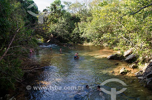  Subject: Tourists swimming in river / Place: Chapada dos Guimaraes - Mato Grosso state (MT) - Brazil / Date: 07/2013 