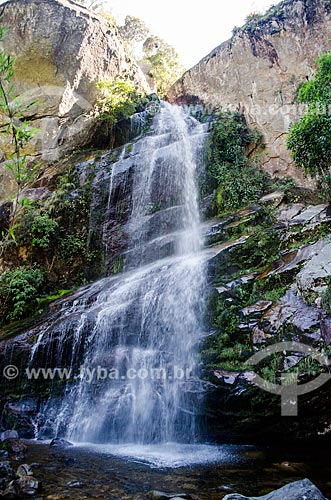  Subject: Veu da Noiva Waterfall on the trail of access to Gloria Peak - Serra dos Orgaos National Park / Place: Petropolis city - Rio de Janeiro state (RJ) - Brazil / Date: 04/2014 