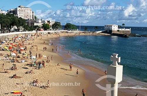  Subject: View of Port of Barra Beach with the Santa Maria Fort (1696) in the background / Place: Salvador city - Bahia state (BA) - Brazil / Date: 07/2008 