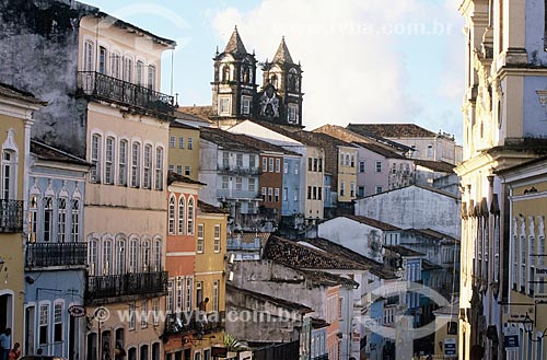  Subject: Historics houses from Pelourinho with Santissimo Sacramento do Passo Church (1718) - also known as Passo Church - in the background / Place: Salvador city - Bahia state (BA) - Brazil / Date: 07/2008 