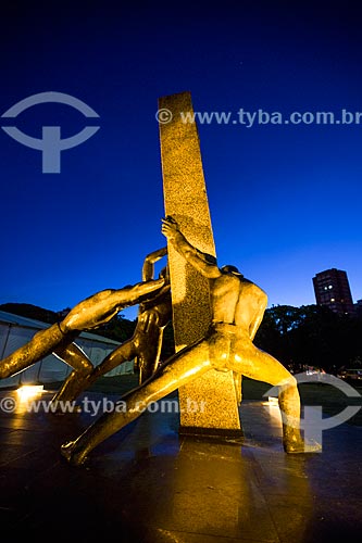  Subject: Monument to Goiania (1968) - also known as Monument to the Three Races / Place: Goiania city - Goias state (GO) - Brazil / Date: 05/2014 