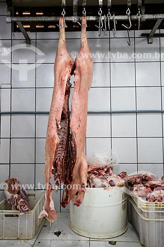  Subject: Pigs on exhibition in butcher of Goiania Municipal Market / Place: Goiania city - Goias state (GO) - Brazil / Date: 05/2014 