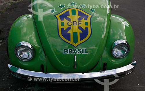  Subject: Beetle adorned with the colors of Brazil for the World Cup / Place: Praca 14 de Janeiro neighborhood - Manaus city - Amazonas state (AM) - Brazil / Date: 06/2014 