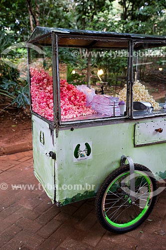  Subject: Pushcart to popcorn / Place: Goiania city - Goias state (GO) - Brazil / Date: 05/2014 