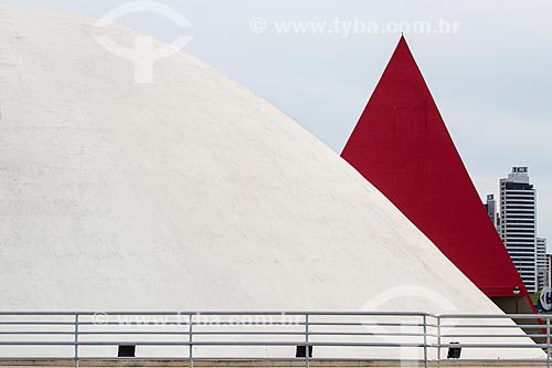  Subject: Palacio da Musica Belkiss Spenzieri (Belkiss Spenzieri Palace of Music) with Monument to Human Rights (2006) in the background - part of the Oscar Niemeyer Cultural Center / Place: Goiania city - Goias state (GO) - Brazil / Date: 05/2014 