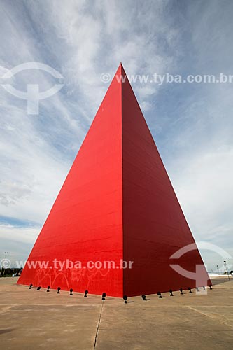  Subject: Monument to Human Rights (2006) - part of the Oscar Niemeyer Cultural Center / Place: Goiania city - Goias state (GO) - Brazil / Date: 05/2014 