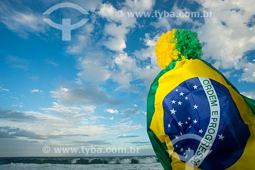  Subject: Fan wrapped in the Brazilian flag - FIFA Fan Fest during the opening of the World Cup / Place: Copacabana neighborhood - Rio de Janeiro city - Rio de Janeiro state (RJ) - Brazil / Date: 06/2014 