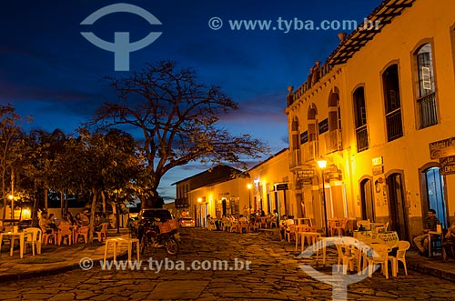  Subject: Night view of Corumba Street with Castelo Branco Square the left / Place: Goias city  -  Goias state  ( GO )   -  Brazil / Date: 05/2012 
