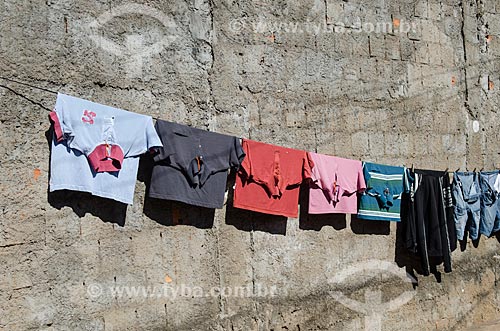  Subject: Shirts hanging on clothesline / Place: Cuiaba city - Mato Grosso state (MT) - Brazil / Date: 07/2013 