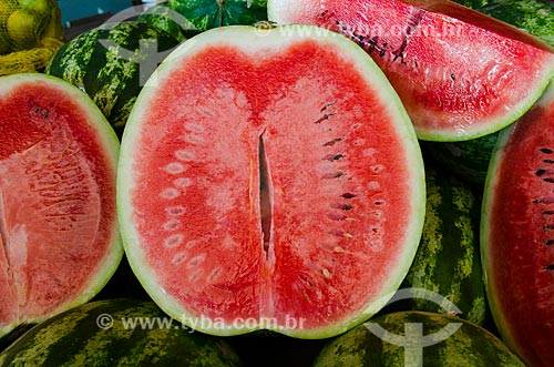  Subject: Watermelon  -  Citrullus lanatus sold in the Porto Market / Place: Cuiaba city - Mato Grosso state (MT) - Brazil / Date: 07/2013 