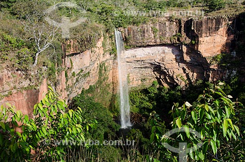  Subject: View of Veu de noiva Waterfall / Place: Chapada dos Guimaraes - Mato Grosso state (MT) - Brazil / Date: 07/2013 