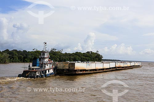  Subject: Ferry carrying containers - Amazonas River / Place: Gurupa city - Para state (PA) - Brazil / Date: 03/2014 