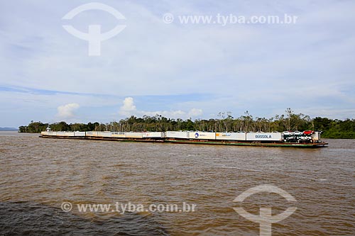  Subject: Ferry carrying containers - Amazonas River / Place: Gurupa city - Para state (PA) - Brazil / Date: 03/2014 