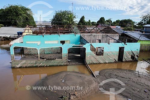  Subject: Destroyed house during full of Madeira River / Place: Sao Carlos district - Porto Velho city - Rondonia state (RO) - Brazil / Date: 04/2014 