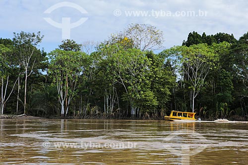  Subject: School Boat transporting students near to Porto Velho city / Place: Sao Carlos district - Porto Velho city - Rondonia state (RO) - Brazil / Date: 04/2014 