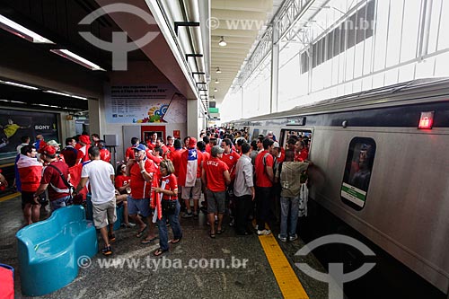  Subject: Soccer fans of Chile arriving of subway - Maracana Subway Station - going to the match between Spain x Chile / Place: Maracana neighborhood - Rio de Janeiro city - Rio de Janeiro state (RJ) - Brazil / Date: 06/2014 