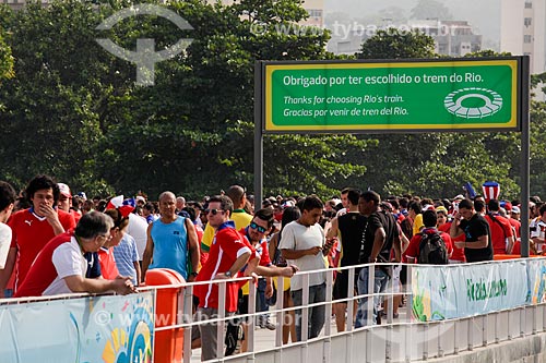  Subject: Soccer fans of Chile near to Journalist Mario Filho Stadium - also known as Maracana - coming to the match between Spain x Chile / Place: Maracana neighborhood - Rio de Janeiro city - Rio de Janeiro state (RJ) - Brazil / Date: 06/2014 