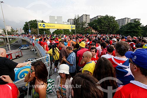  Subject: Soccer fans of Chile arriving of subway - Maracana Subway Station - coming to the match between Spain x Chile / Place: Maracana neighborhood - Rio de Janeiro city - Rio de Janeiro state (RJ) - Brazil / Date: 06/2014 