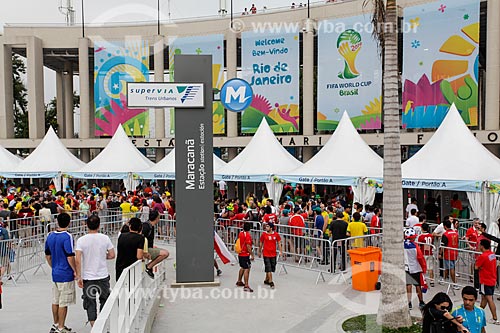  Subject: Queue to entrance - Journalist Mario Filho Stadium (1950) - also known as Maracana - to the match between Spain x Chile / Place: Maracana neighborhood - Rio de Janeiro city - Rio de Janeiro state (RJ) - Brazil / Date: 06/2014 