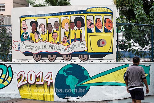  Subject: Graffiti - Correa Dutra Street adorned for the World Cup / Place: Catete neighborhood - Rio de Janeiro city - Rio de Janeiro state (RJ) - Brazil / Date: 06/2014 