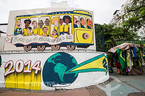  Subject: Graffiti - Correa Dutra Street adorned for the World Cup / Place: Catete neighborhood - Rio de Janeiro city - Rio de Janeiro state (RJ) - Brazil / Date: 06/2014 