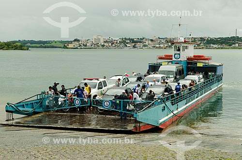  Subject: Ferry crossing the Sao Francisco River  / Place: Penedo city - Alagoas state (AL) - Brazil / Date: 08/2013 