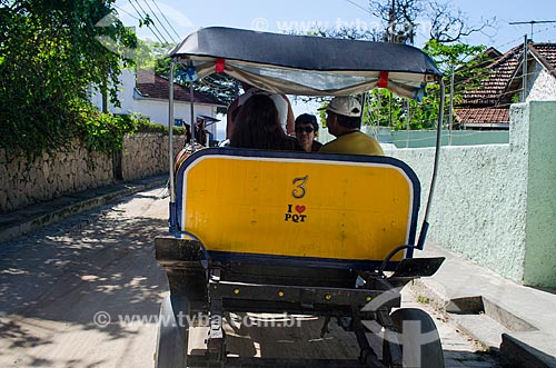  Subject: Tourists - buggy ride / Place: Paqueta neighborhood - Rio de Janeiro city - Rio de Janeiro state (RJ) - Brazil / Date: 05/2014 