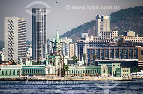  Subject: View of Fiscal Island from Guanabara Bay whit the buildings in the background / Place: City center neighborhood - Rio de Janeiro city - Rio de Janeiro state (RJ) - Brazil / Date: 05/2014 