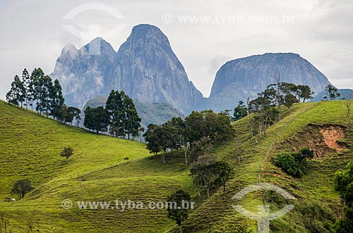  Subject: View of Tres Picos de Salinas (Three Peaks of Salinas) - Tres Picos State Park / Place: Teresopolis city - Rio de Janeiro state (RJ) - Brazil / Date: 05/2014 