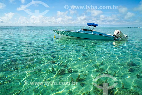  Subject: Motorboat - littoral of Mauritius / Place: Mauritius - Africa / Date: 11/2012 