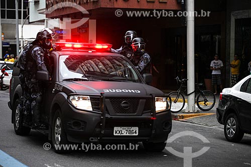  Subject: Riot Police - Protest in Atlantica Avenue before match between Cameroon x Brazil by World Cup of Brazil / Place: Copacabana neighborhood - Rio de Janeiro city - Rio de Janeiro state (RJ) - Brazil / Date: 06/2014 