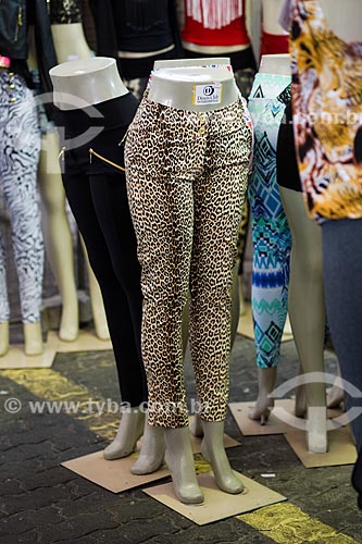  Subject: Pants for sale - Luiz Gonzaga Northeast Traditions Centre / Place: Sao Cristovao neighborhood - Rio de Janeiro city - Rio de Janeiro state (RJ) - Brazil / Date: 05/2014 