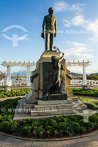  Subject: Monument in tribute of the governor Hercilio Luz / Place: Florianopolis city - Santa Catarina state (SC) - Brazil / Date: 05/2014 
