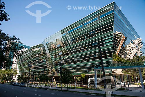  Subject: Facade of Faria Lima 3.500 commercial building by Tishman Speyer - current headquarters of Itau Bank / Place: Itaim Bibi neighborhood - Sao Paulo city - Sao Paulo state (SP) - Brazil / Date: 03/2014 