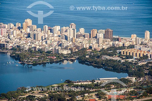  Subject: Rodrigo de Freitas Lagoon with the neighborhoods of Leblon and Ipanema in the background / Place: Lagoa neighborhood - Rio de Janeiro city - Rio de Janeiro state (RJ) - Brazil / Date: 08/2014 