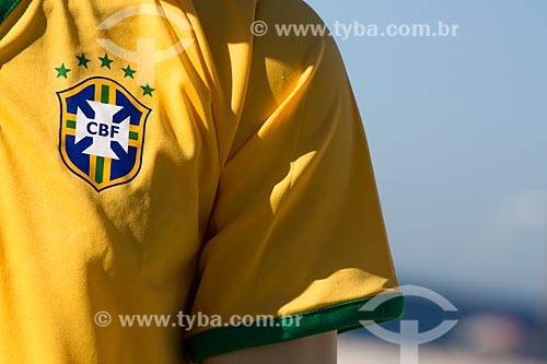  Detail of mannequin with brazilian team shirt - demonstration against spending of the World Cup - Copacabana Beach  - Rio de Janeiro city - Rio de Janeiro state (RJ) - Brazil