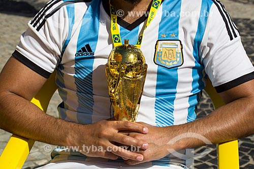  Argentina fan with replica of FIFA World Cup trophy before of the match between Germany x Argentine by final game of World Cup of Brazil  - Rio de Janeiro city - Rio de Janeiro state (RJ) - Brazil