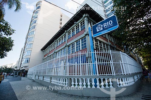  Facade of Doutor Cicero Penna Municipal School - corner of Atlantica Avenue and Republica do Peru Street  - Rio de Janeiro city - Rio de Janeiro state (RJ) - Brazil