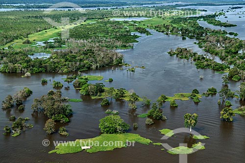  Aerial view of Amazonas River  - Parintins city - Amazonas state (AM) - Brazil