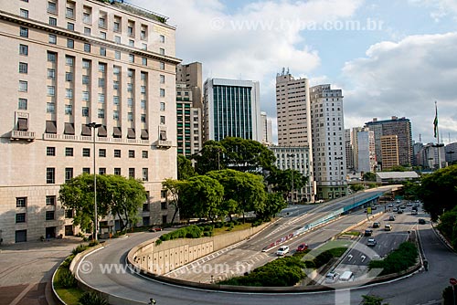  Anhangabau Valley - left Matarazzo Building headquarters of City Hall of Sao Paulo and Doctor Eusebio Stevaux Viaduct - in the background the Flags Square - beginning of 9 de Julio Avenue and 23 May  - Sao Paulo city - Sao Paulo state (SP) - Brazil