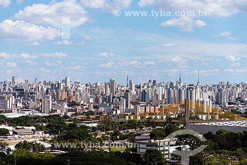  City center seen from the Field of Mars and   Governador Orestes Quercia cable-stayed bridge with Esperia Club in the foreground  - Sao Paulo city - Sao Paulo state (SP) - Brazil